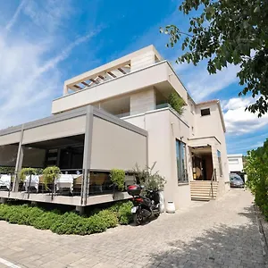 pansion-matanovi-dvori.hotelinzadar.com/